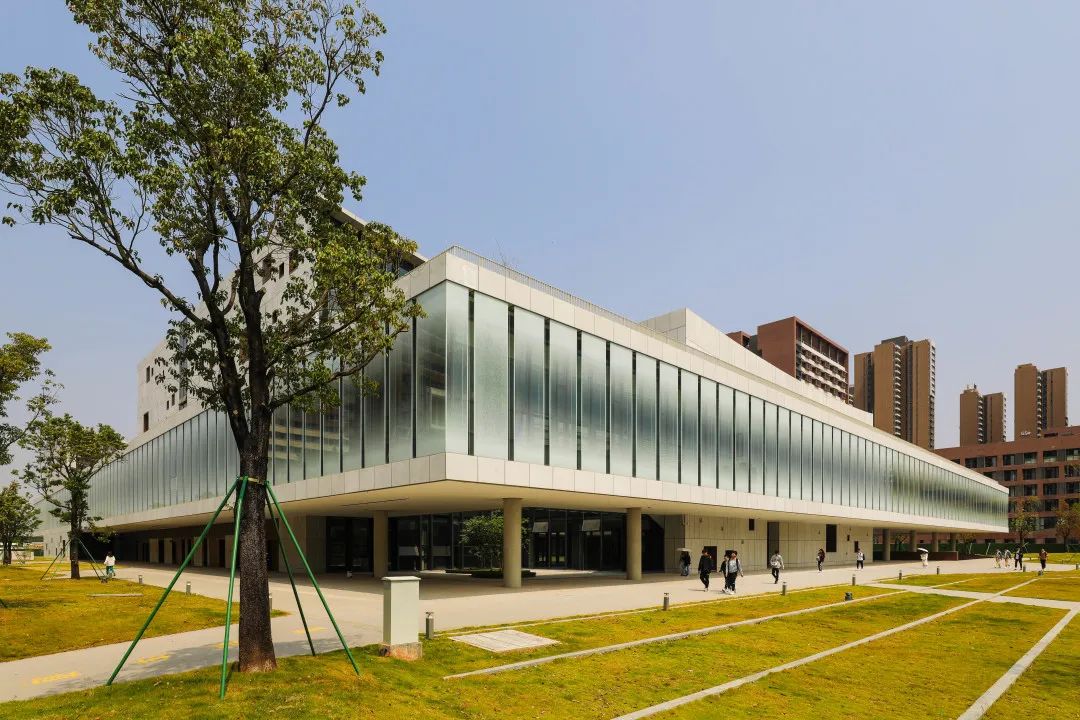 品质中装 | 中装建设再获“金鹏奖”和广州市广发手机入口优质工程奖